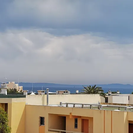 Joli Climatise Pour 4 Avec Terrasse, Parking Prive Et Proche A Les Mimosas - Fr-1-803-9 Bormes-les-Mimosas