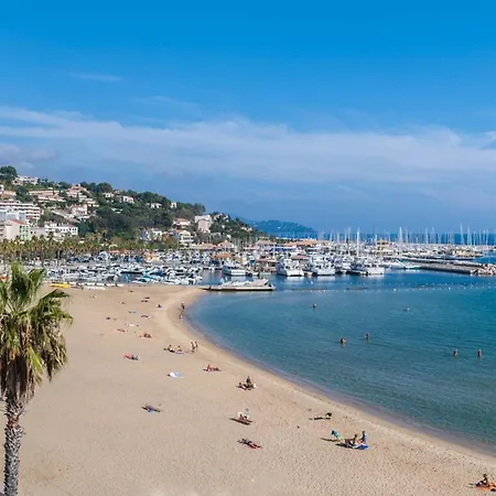 Apartament Joli Climatise Pour 4 Avec Terrasse, Parking Prive Et Proche A Les Mimosas - Fr-1-803-9