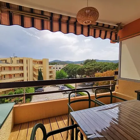 Joli Climatise Pour 4 Avec Terrasse, Parking Prive Et Proche A Les Mimosas - Fr-1-803-9